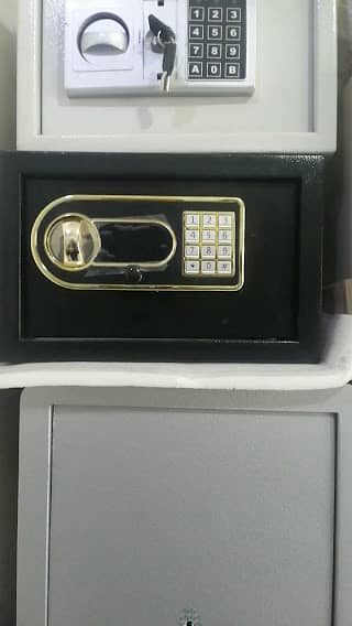 Security Safe Cash Locker , Digital & Manual Functions 19