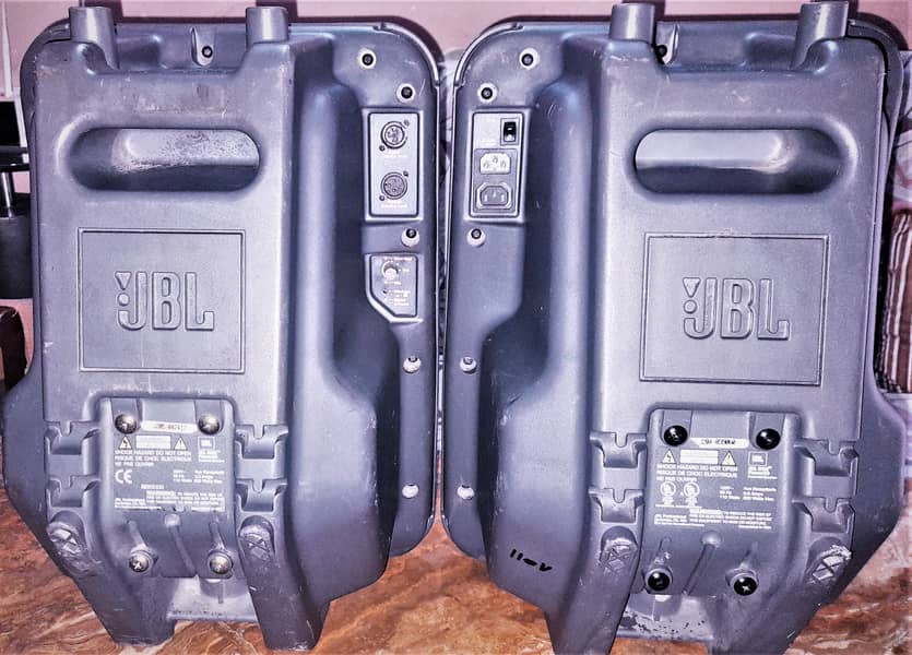 JBL Speakers Powered Monitors Pair 12 inch Driver 2