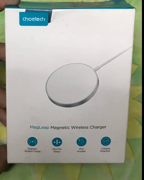 Choetech MagSafe Charger T518-F White 3