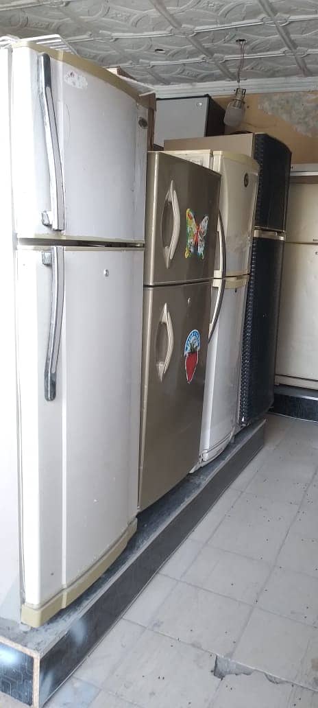 Fridges & Freezers new condition is avilable 15