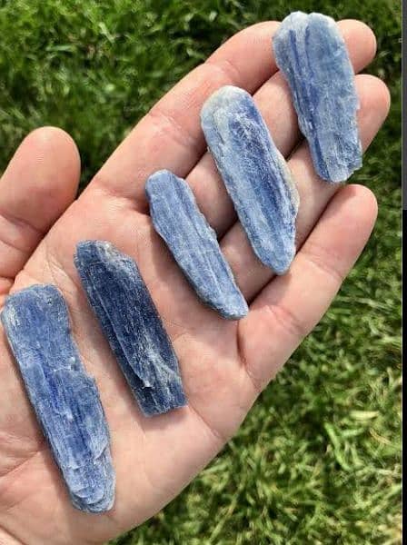 Kyanite Rough Gemstone 1