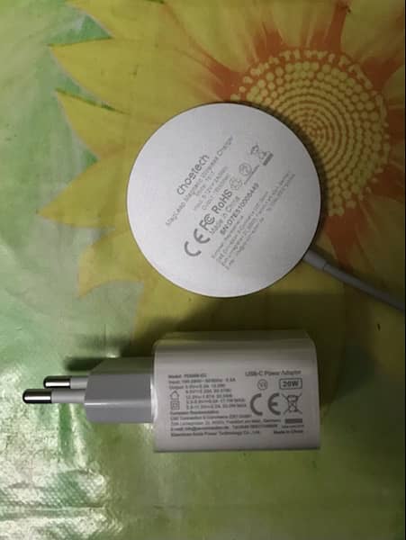 Choetech MagSafe Charger T518-F White 2