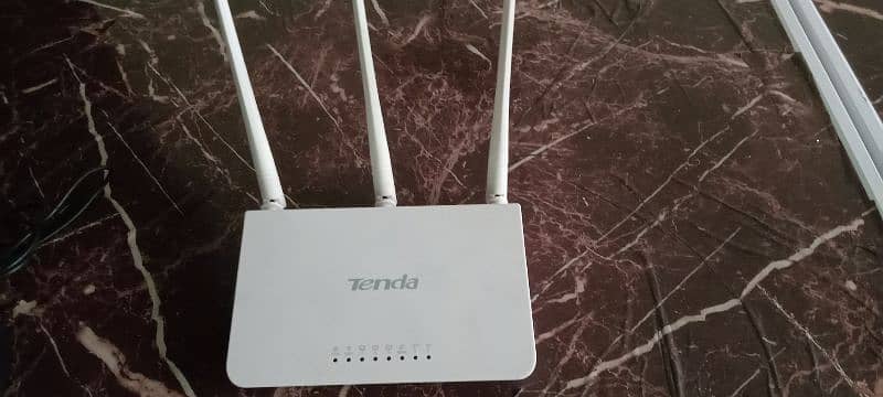 tenda wifi router 3 antenna +charger+ 10meter extended cable 0