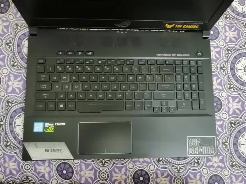 ASUS ROG Zephyrus M 5