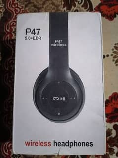 P47 wirless headphone