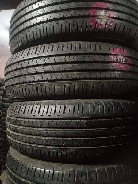 Fresh Stock Japanese recondition tyre available r12 to r15 size 4