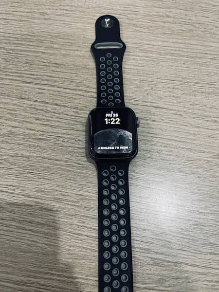 APPLE WATCH SERIES 4 (40mm) 4