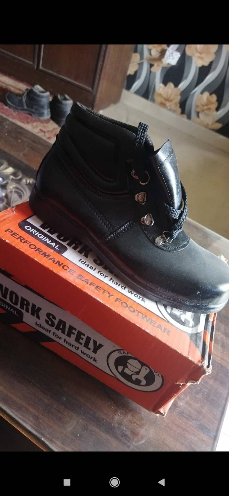 safety shoes 9 & 10 size 1