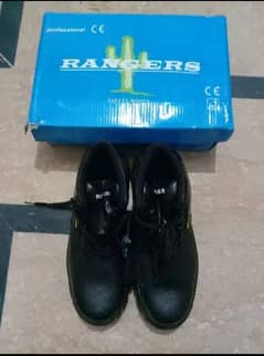 New Safety Shoes is for Sale. Price is Final.