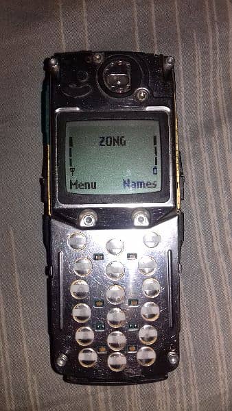 Nokia 5210 old is guld 9