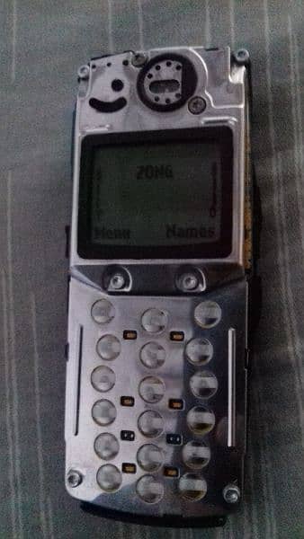 Nokia 5210 old is guld 10