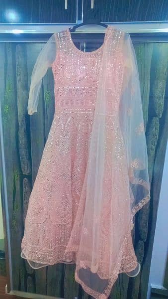 Brand new Maxi peach colour only used for one time 1