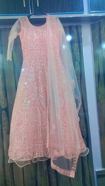 Brand new Maxi peach colour only used for one time 2