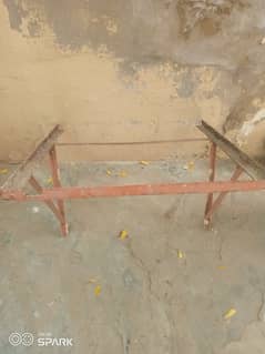 1.5 ton a. c stand for sale. mob# 03133270709