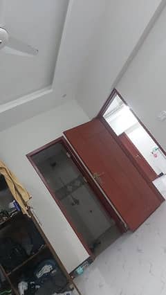 room in flat for rent