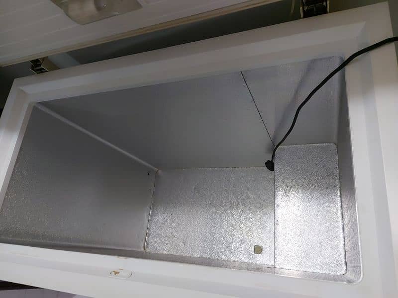 Haier deep freezer condition 10 on 10 7