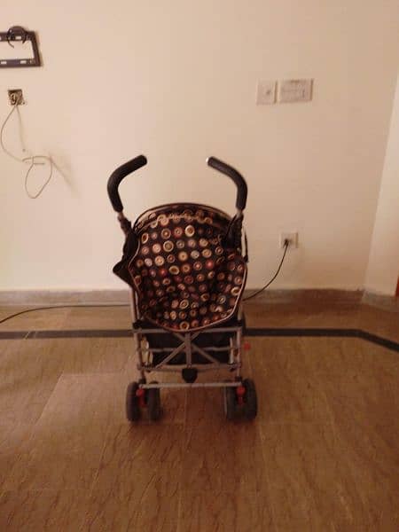 Junior's Pram imported @ 20000 2