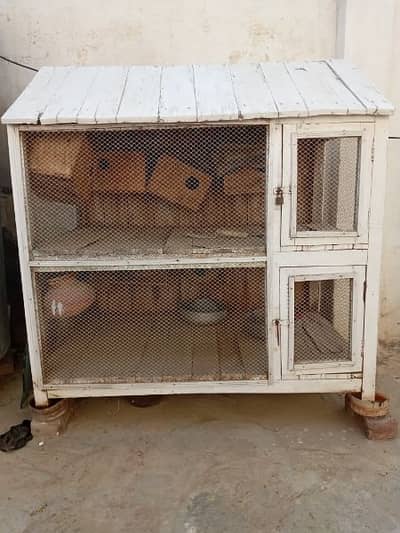 beautiful wooden cage A1 condition