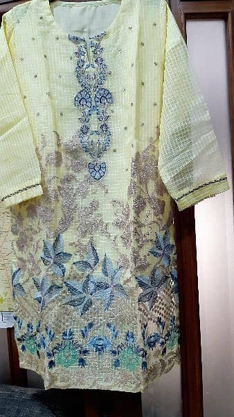 embroided kurti 1