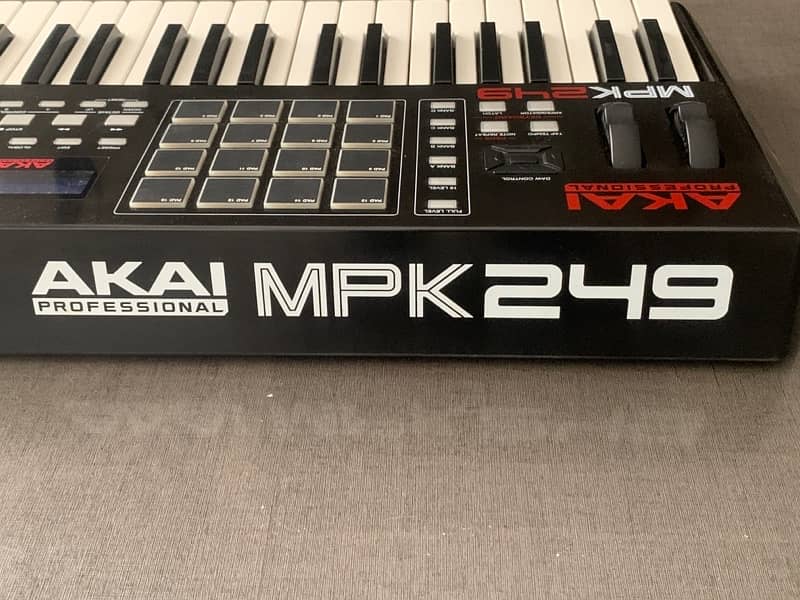 Akai Mpk 249 - Midi piano/keyboard controller 5