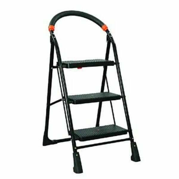 iron step ladder 0