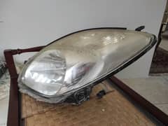 Toyota Vitz 20008 / 2009 / 2010 Headlight