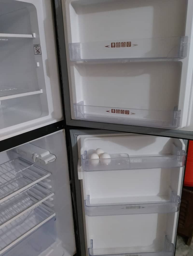 Size 10CFt Dawlance Refrigerator 9150LFDS Hieght 5Ft 9