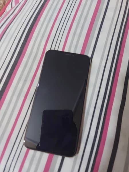 Iphone XS non PTA 256GB 1