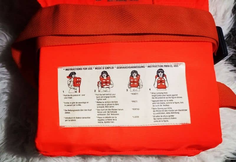 PERMANENT FILLED LIFE JACKET 1