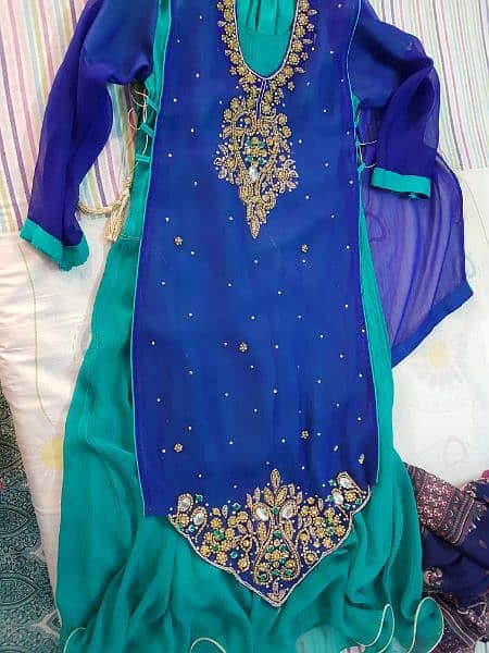 Frock 0