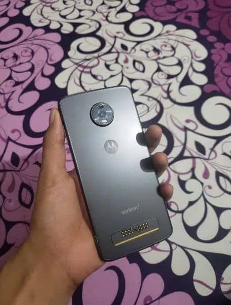 Moto Z4 4/128 PTA APPROVED like brand new 1