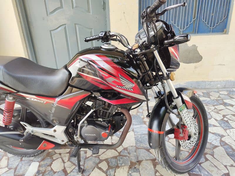 Honda Cb150 f 2018 model Exchange with suzki 1