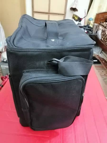UZUCA Wheeled Trolley Bag with Metal Outer, Imported 8