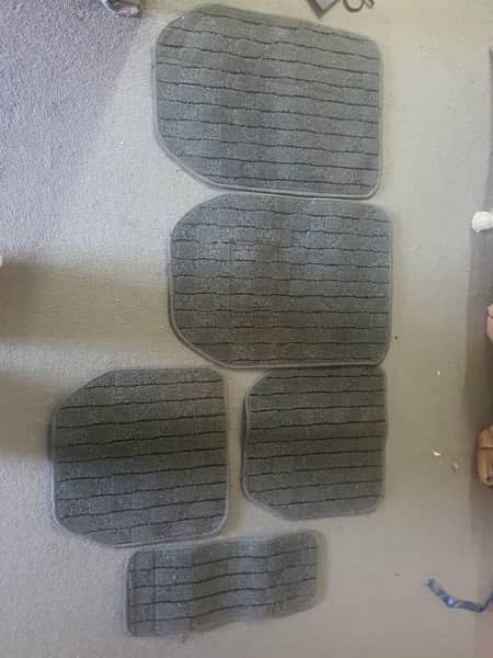 Prius  Car carpet grey  foot matts 5 pcs 1