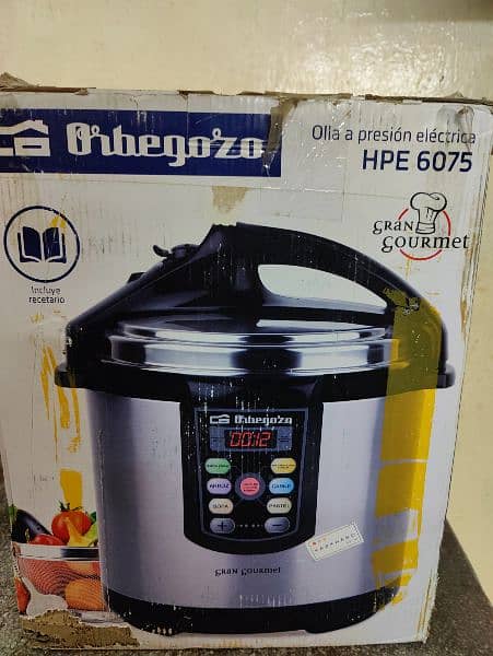 instant pot electric cooker 3
