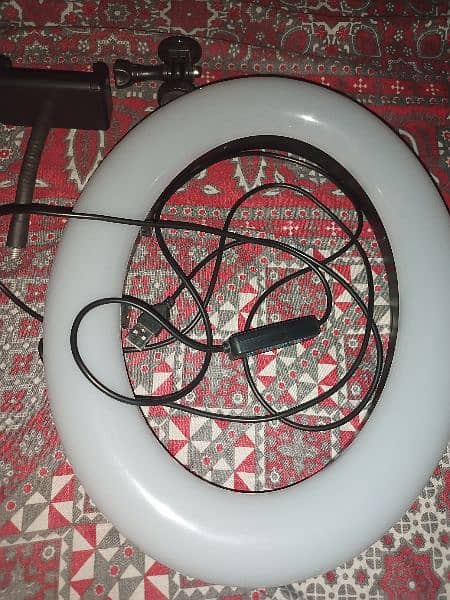 price full final _Ring Light Srif 2 ya 3 Din Used 2