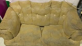 4 seater sofa set (2+1+1) available for sale