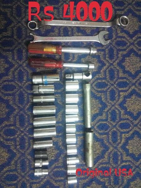 Car Tool set . socket set , Rachet sets , spanners, screw drivers 13