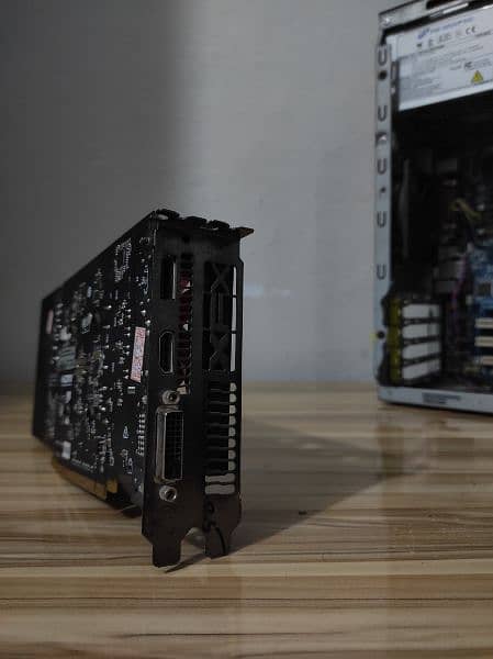 RX 560 4 GB GRAPHICS CARD GPU (display not working) 3