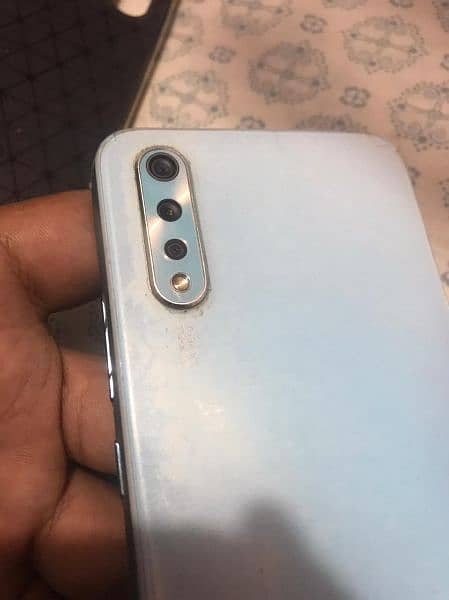 vivo s1 0