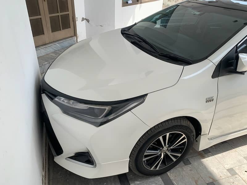 Car toyota grande