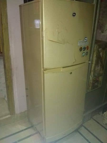 Refrigerator PEL fridge medium size fridge 2