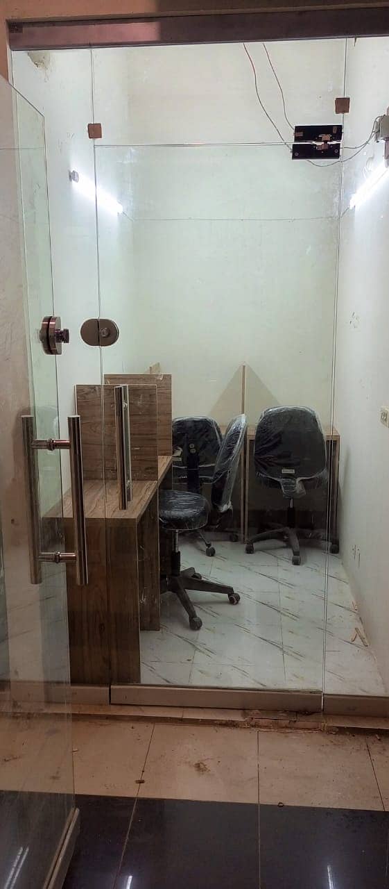 Fully Furnished Office for rent by Creative Coworking 8