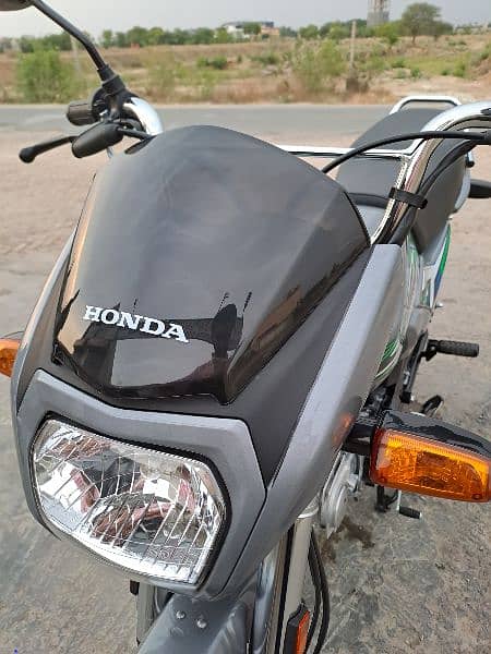 Honda CD 70 Dream 10