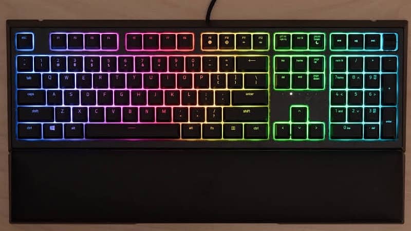 Razer Ornata V2 Chroma Gaming Keyboard RGB 4