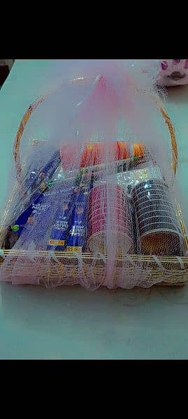 surprise gift baskets 0