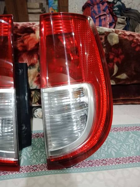 Nissan Mocco Tail Lights model 2006 to 2012 8