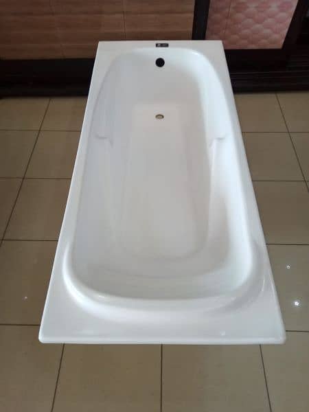 Bath tub/ Jaccuzie/ Acrylic tub/ bathing tub/ shower tray 0