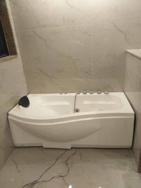 Bath tub/ Jaccuzie/ Acrylic tub/ bathing tub/ shower tray 16
