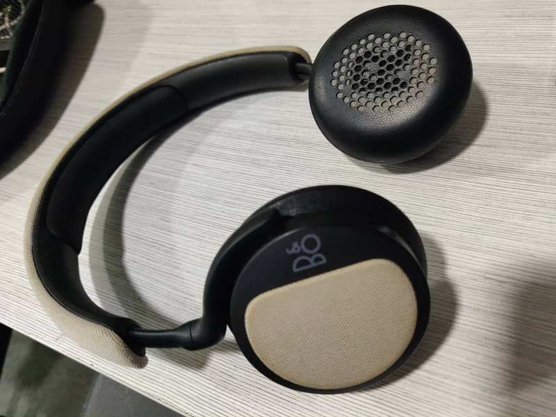 Bang & Olufsen Beoplay H2 B&O 4